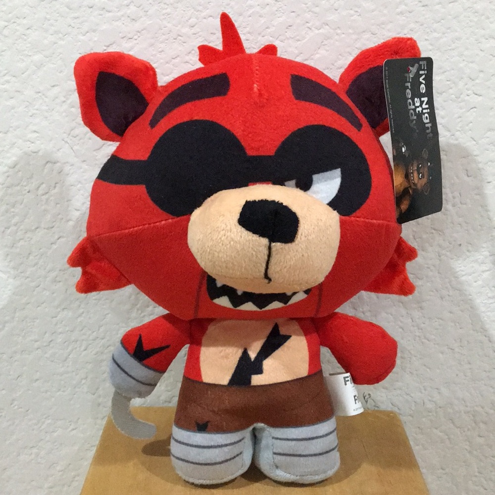 ❣️RARE HTF FOXY❣️ COLLECTION FROM FIVE NIGHTS AT FREDDY’S SUPER CUTE PLUSH .